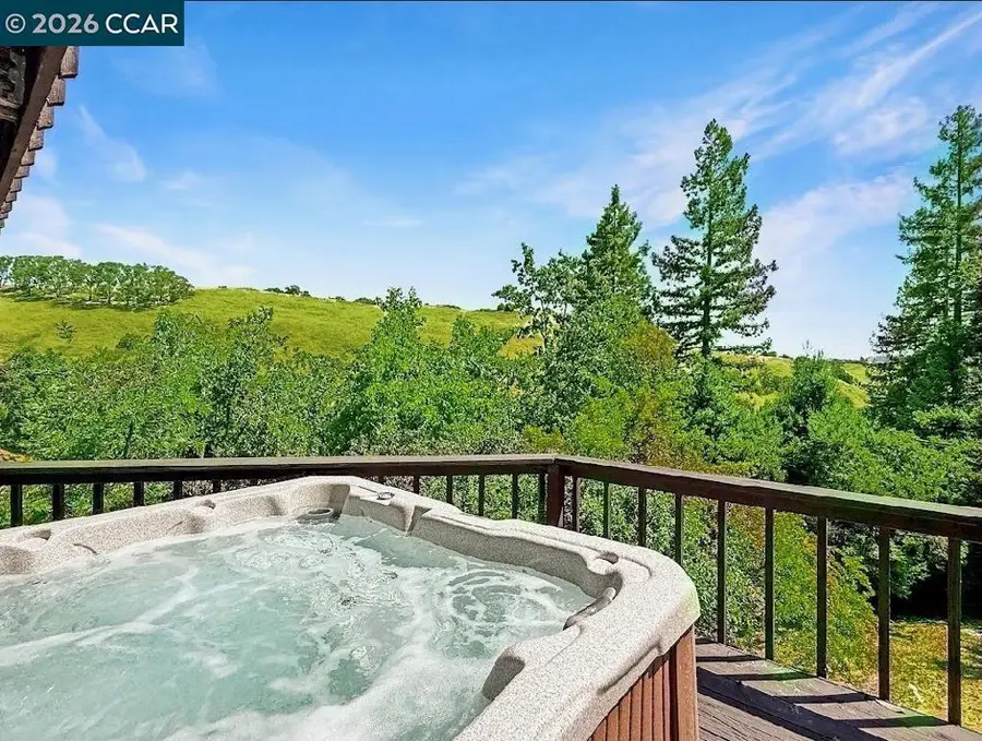 130 Hillcroft Way, Walnut Creek, CA 94597 - #2