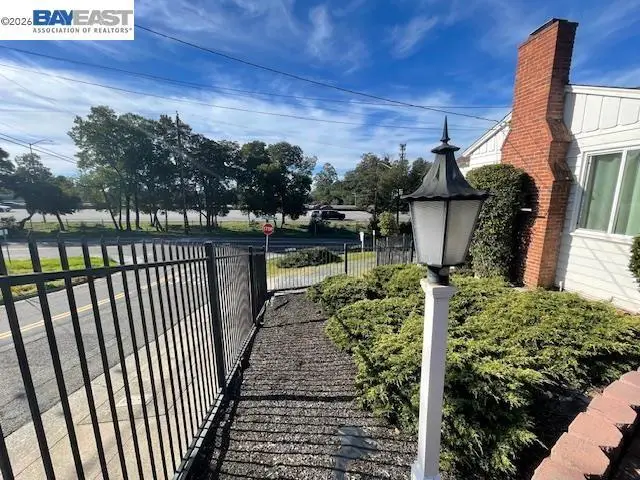 4101 4101 Mountain View Ave, Oakland, CA 94605 - #2