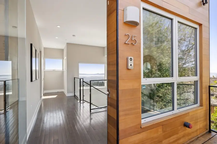 25 25 Diablo Dr, Oakland, CA 94611 - #2