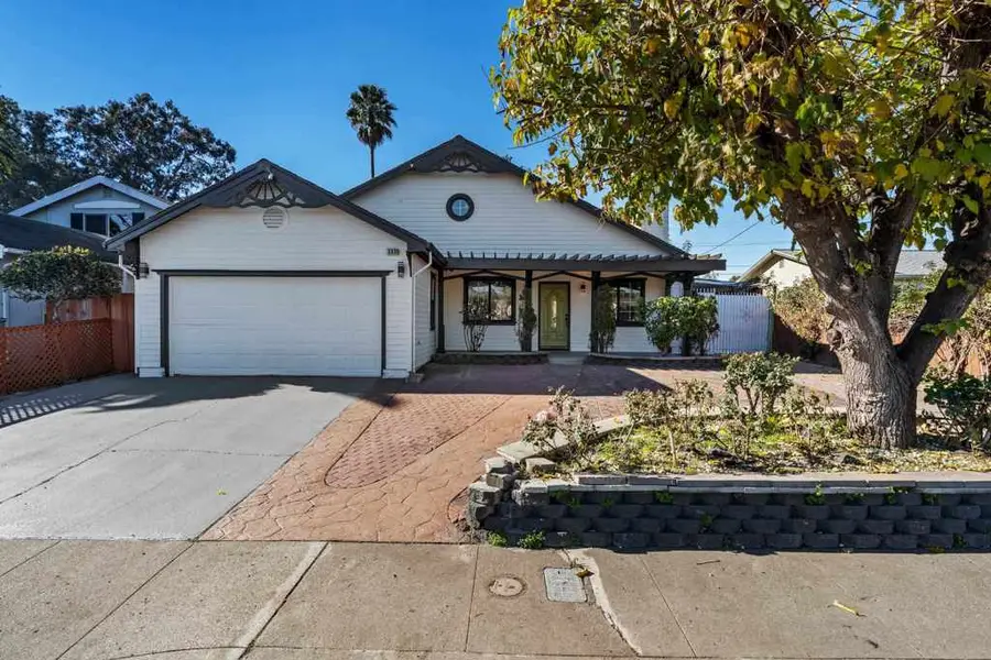 337 Falcon Dr, Vallejo, CA 94589 - Image #2