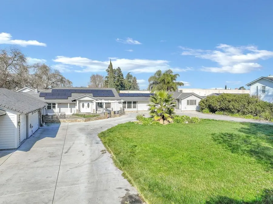2033 Lucile Ave, Stockton, CA 95209 - Image #3