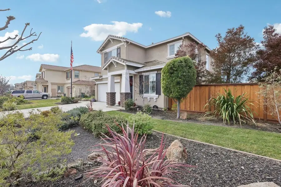 165 Little Ranch Cir, Oakley, CA 94561 - Image #3