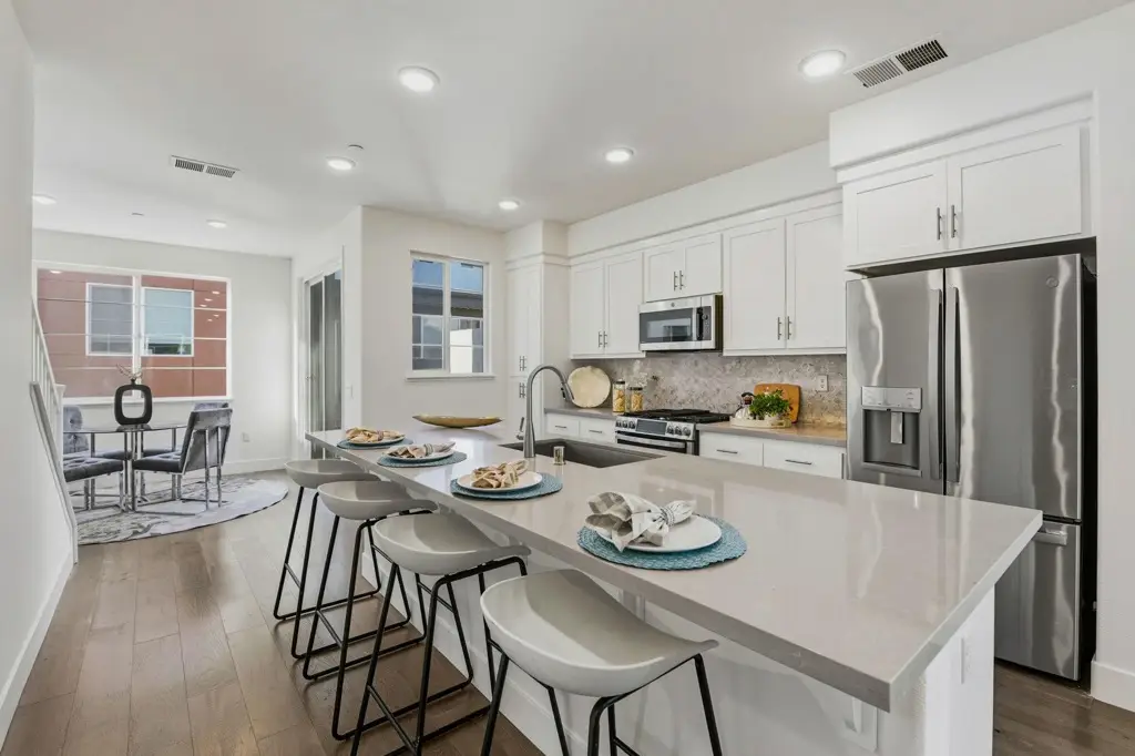 29322 Hub Ln, Hayward, CA 94544 - Image #1