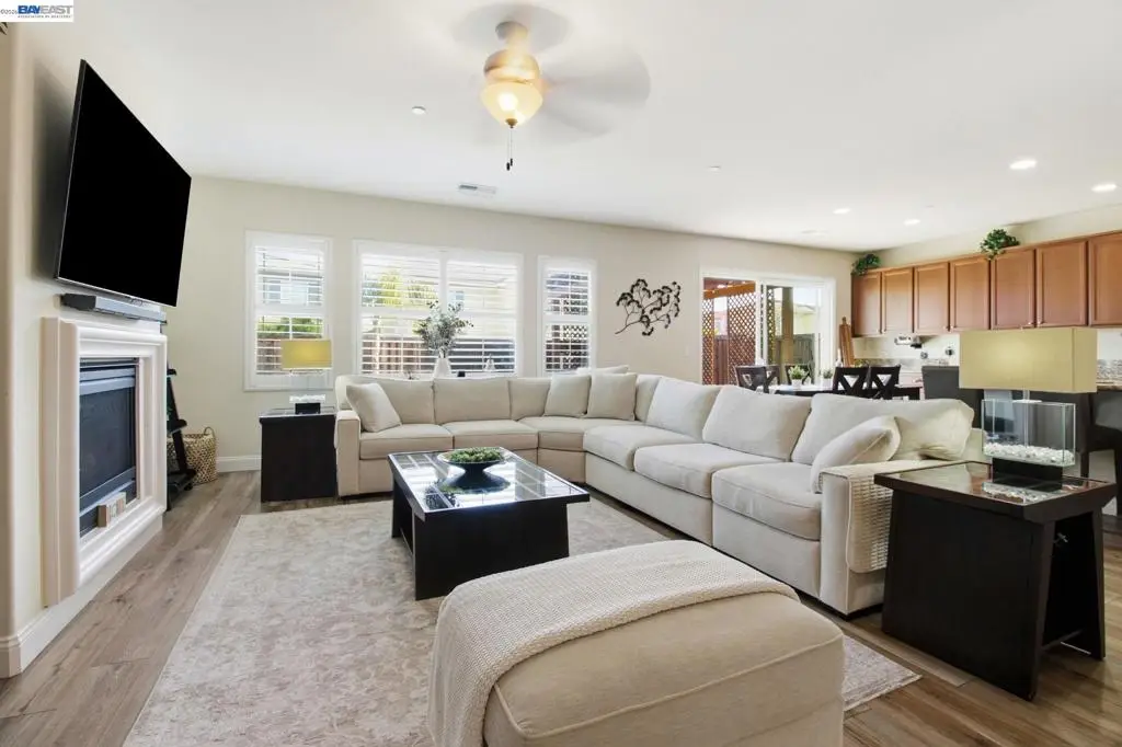 868 N San Remo Ln, Mountain House, CA 95391 - #1