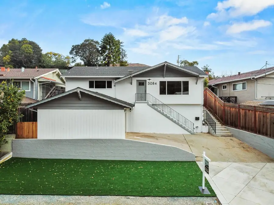 5084 Seaview Ave, Castro Valley, CA 94546 - Image #3