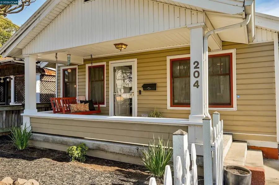 204 Alameda St, Vallejo, CA 94590 - Image #2