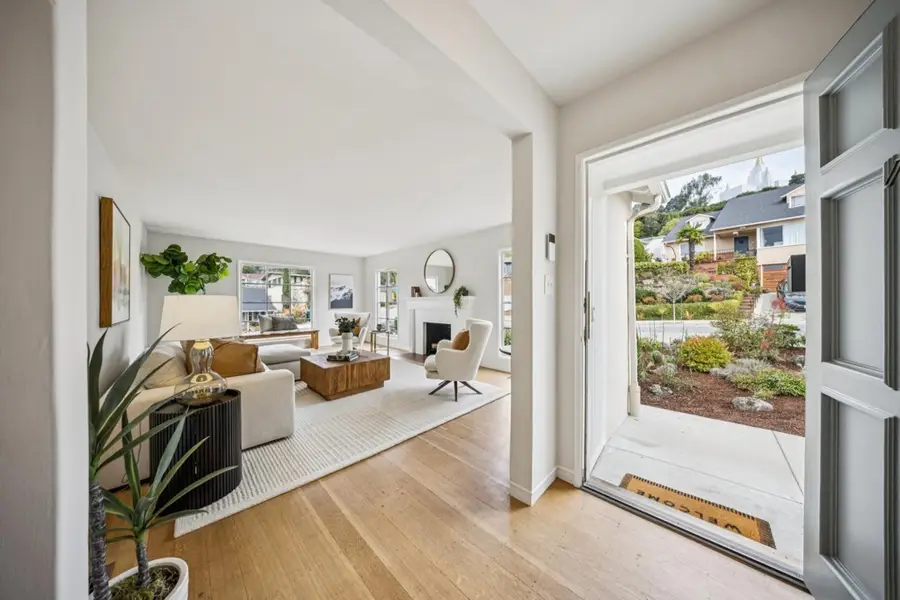 2609 Charleston St, Oakland, CA 94602 - Image #3