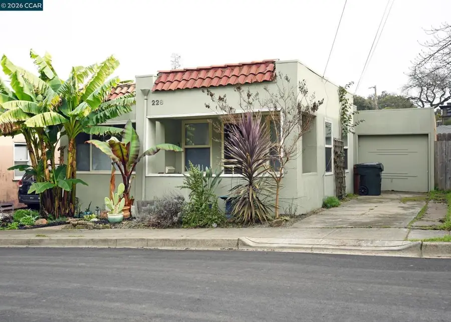 228 Arreba St., Martinez, CA 94553 - #2