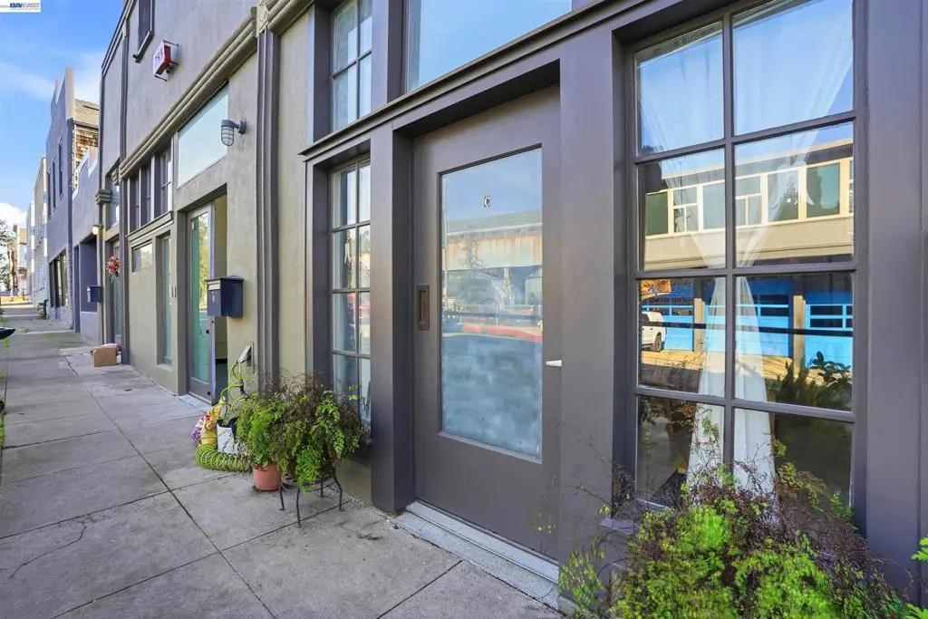 733 Loring Ave, Crockett, CA 94525 - #1
