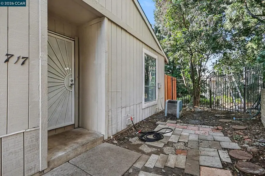 717 Beelard Dr, Vacaville, CA 95687 - Image #3