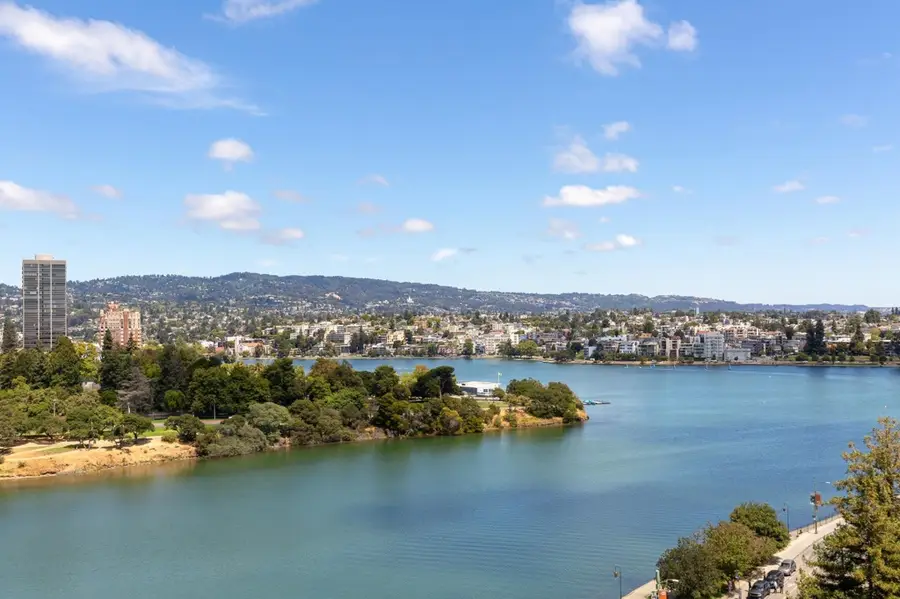 177 177 19th St #10E, Oakland, CA 94612 - #3