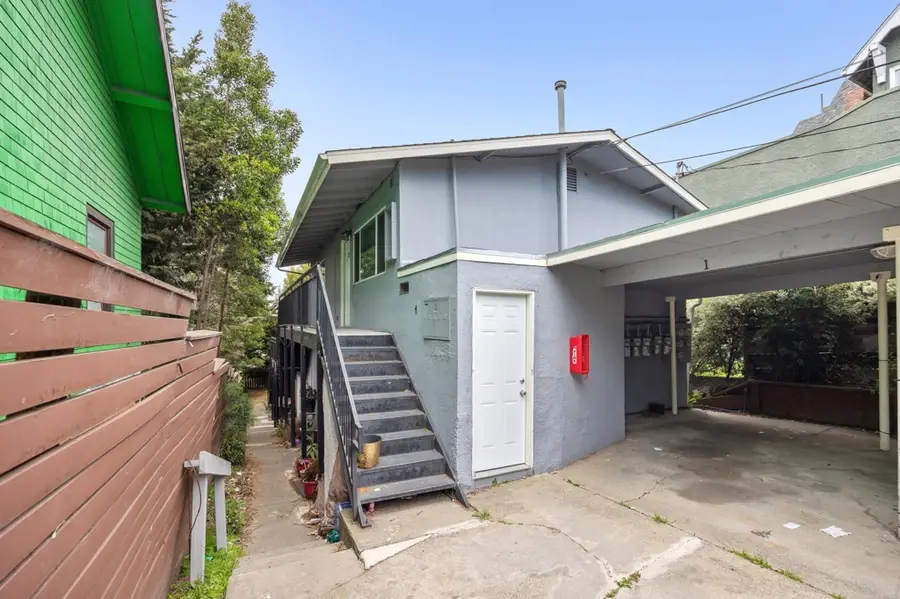 2443 Grande Vista Ave, Oakland, CA 94601 - Image #2