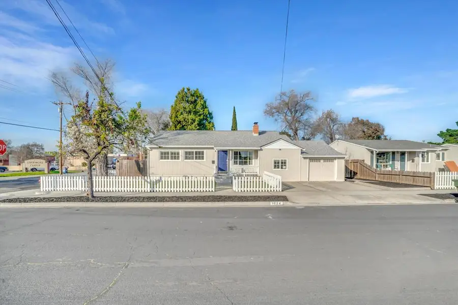 1024 Locust St, Livermore, CA 94551 - #3