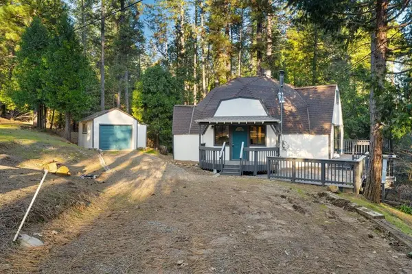 5841 Fallen Oak Trl, Pollock Pines, CA 95726