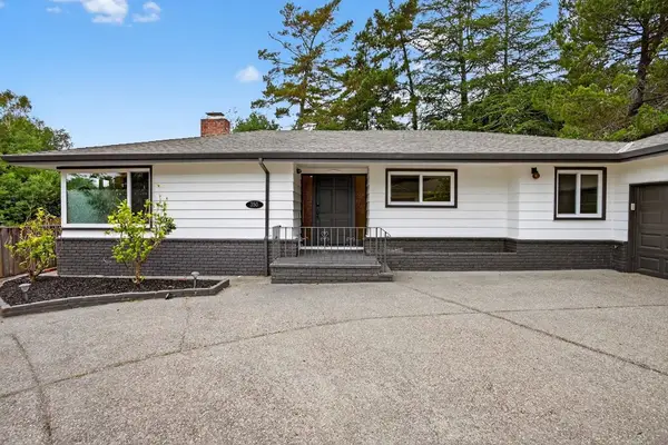 350 Elysian Fields Dr, Oakland, CA 94605