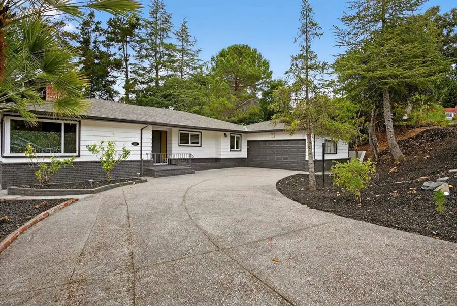 350 350 Elysian Fields Dr, Oakland, CA 94605 - #3