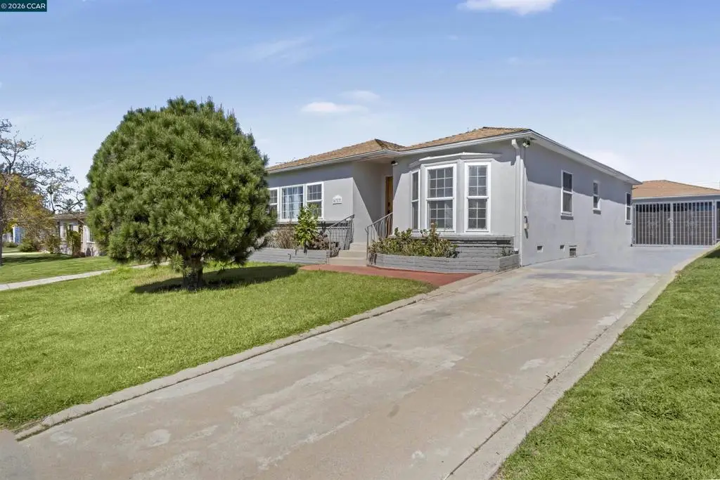 6727 W 87th Pl, Los Angeles, CA 90045 - Image #1