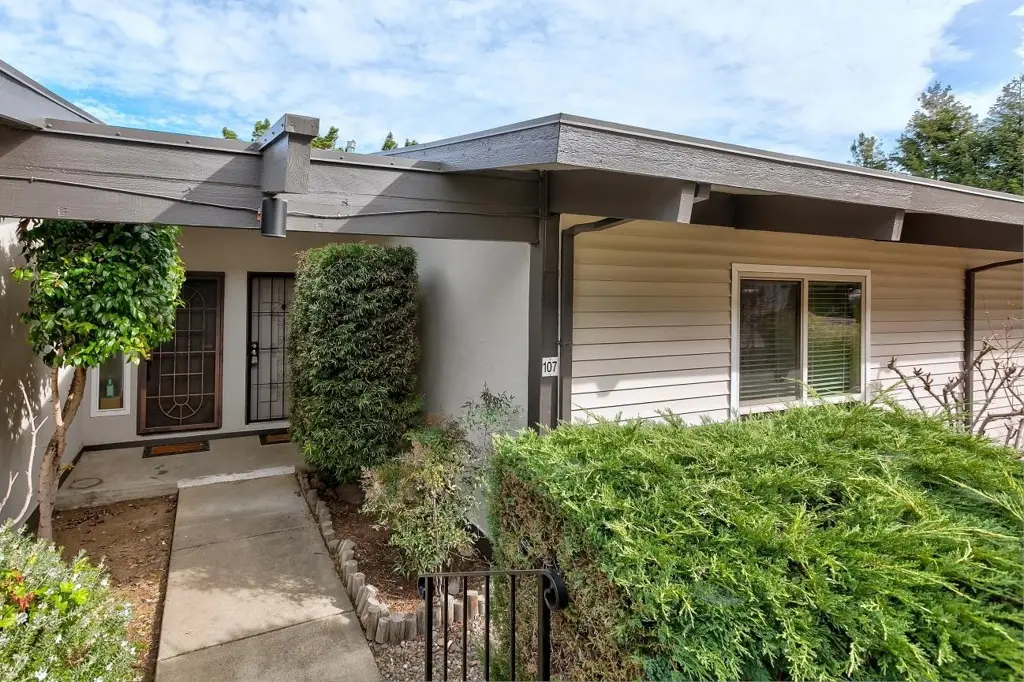 19100 Crest #107, Castro Valley, CA 94546 - #1
