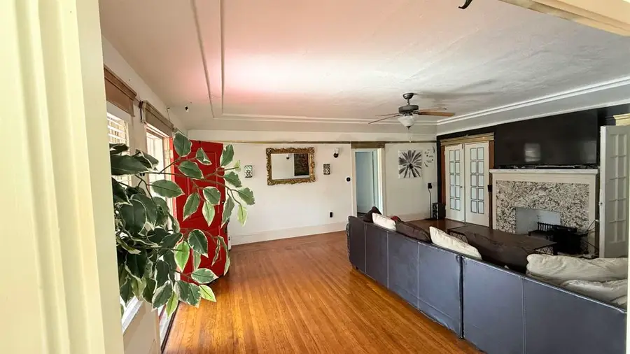 705 W Elm, Stockton, CA 95204 - #2