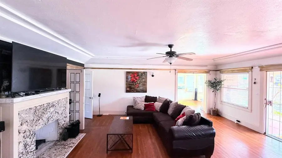 705 W Elm, Stockton, CA 95204 - #3