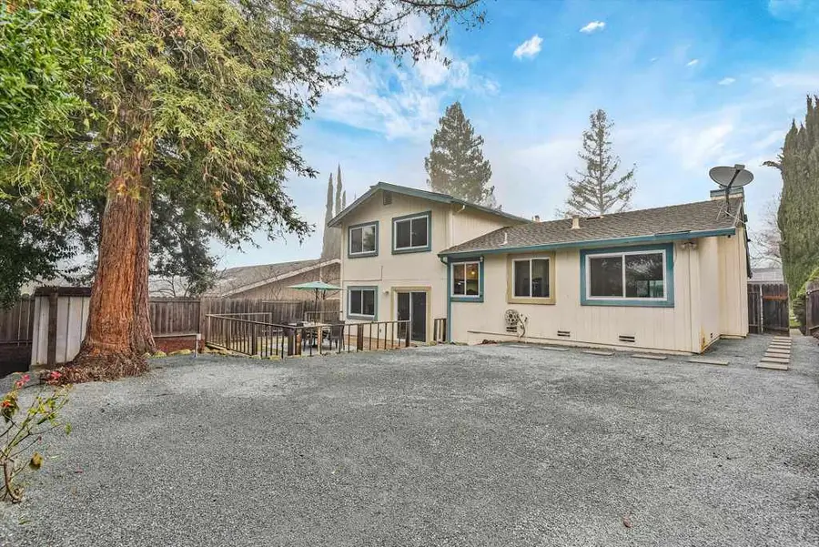 1524 1524 Ridgewood Dr, Martinez, CA 94553 - #3