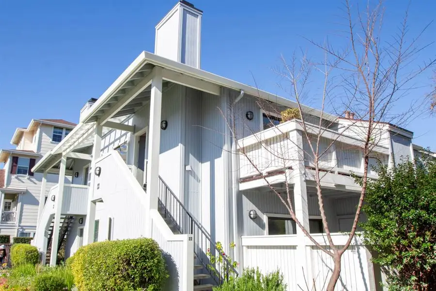 22 Schooner Ct, Richmond, CA 94804 - Image #3