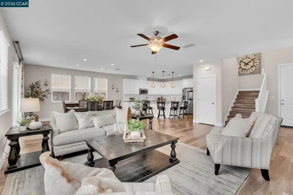 1881 Hartford Ct, Lathrop, CA 95330