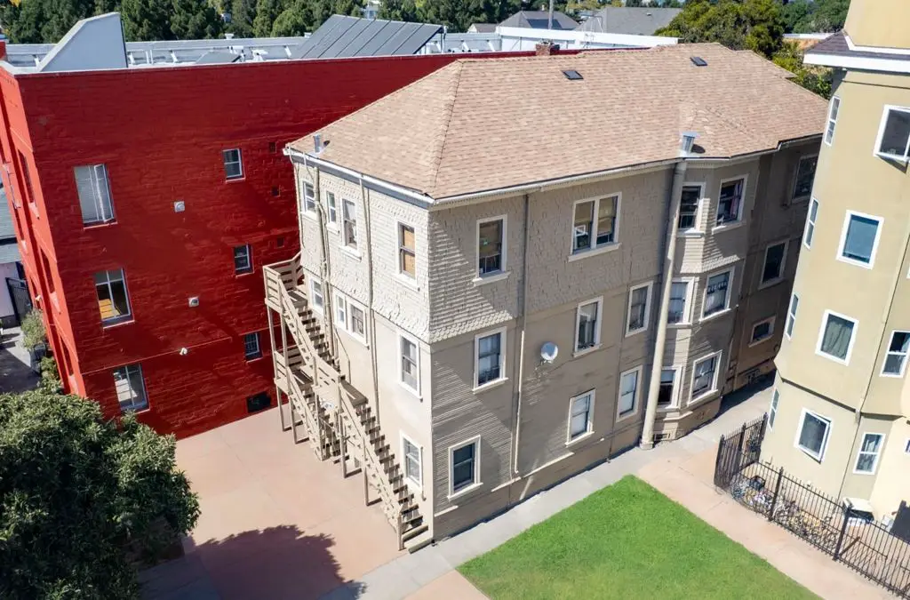 667 10th St, Oakland, CA 94607 - Image #1