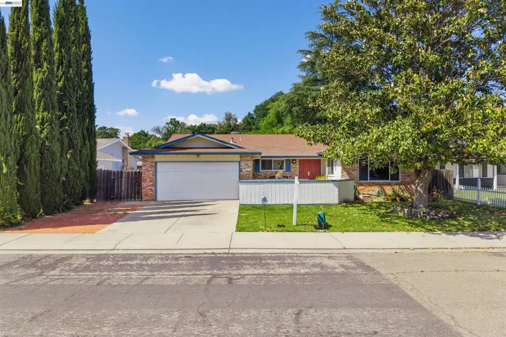 3025 Monticello Dr, Stockton, CA 95209 - #1