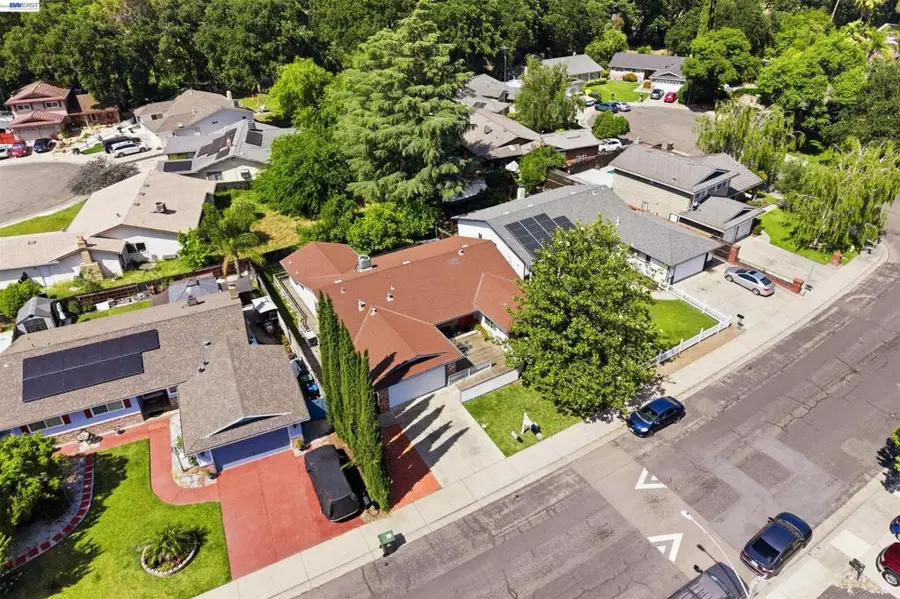 3025 Monticello Dr, Stockton, CA 95209 - #2