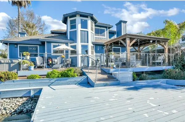 730 Beaver Ln, Discovery Bay, CA 94505