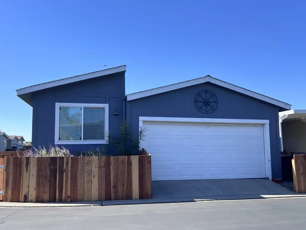 812 W Clover Rd, Tracy, CA 95376 - #1