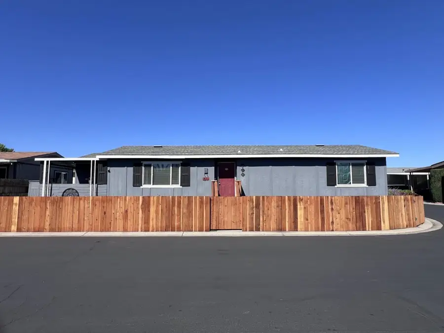 812 W Clover Rd, Tracy, CA 95376 - #2