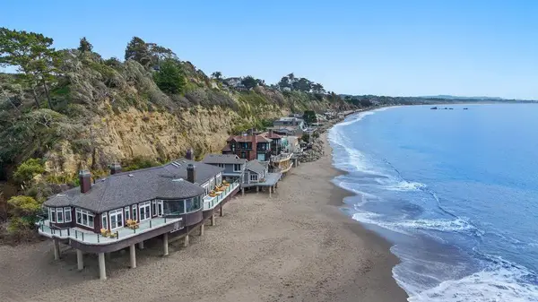 797 797 Las Olas Dr, Aptos, CA 95003