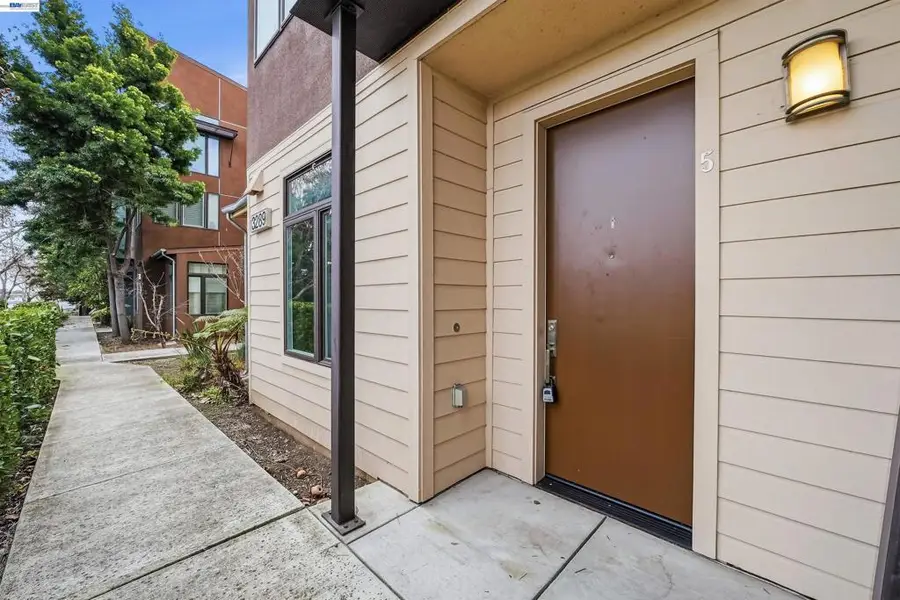 3289 Berryessa St #5, Palo Alto, CA 94303 - #3