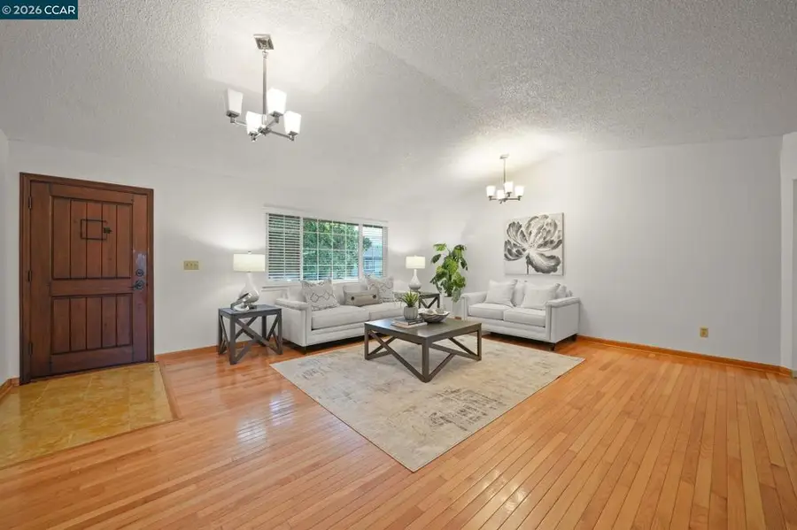 1833 1833 Helena Dr, Concord, CA 94521 - #3