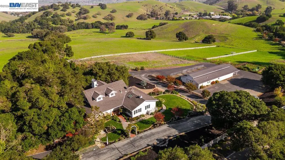 5280 Sheridan Rd, Sunol, CA 94586 - #1