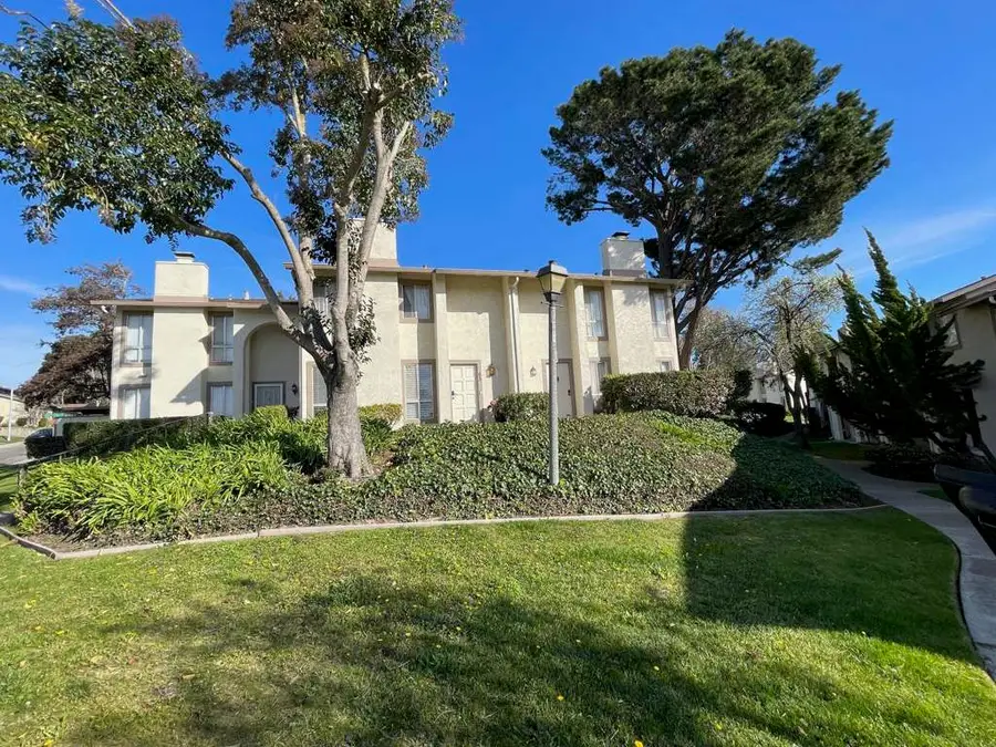 61 Greenview Ln, Richmond, CA 94803 - #2