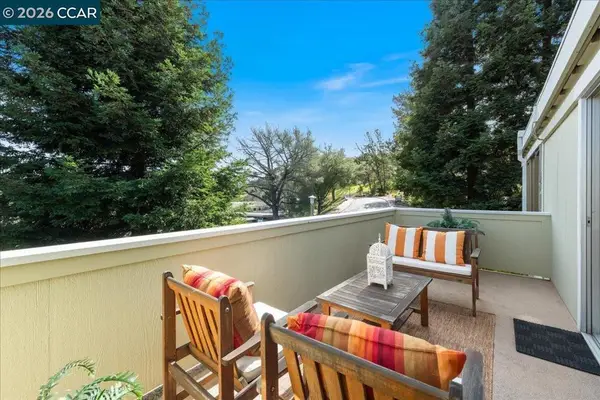 1573 1573 Rockledge Ln #3, Walnut Creek, CA 94595