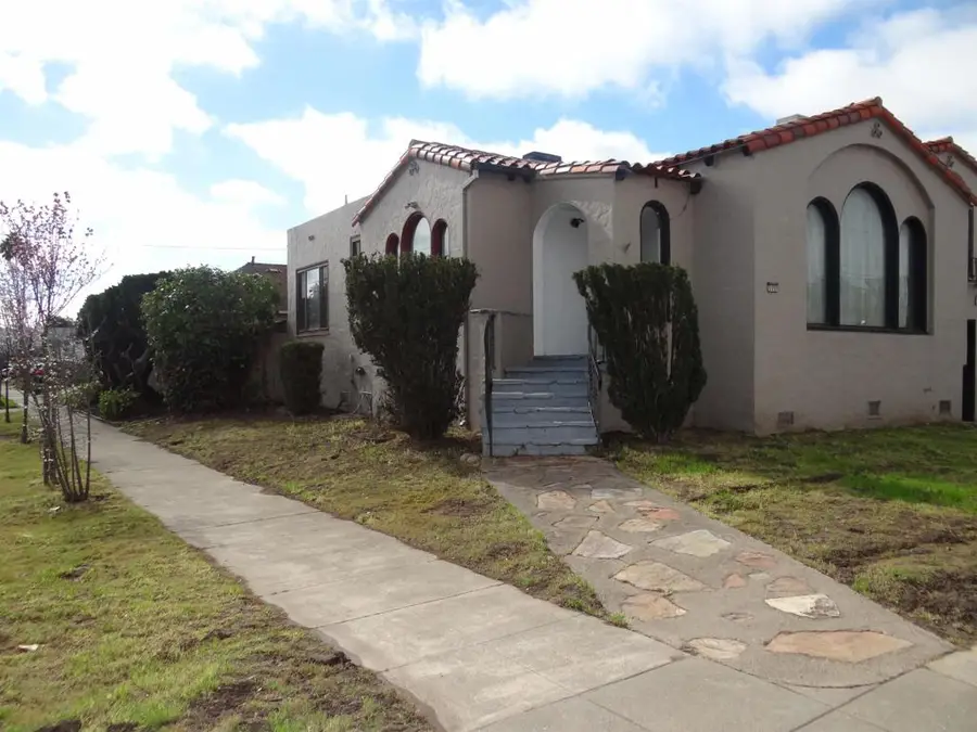 596 596 Walnut St, San Bruno, CA 94066 - #3