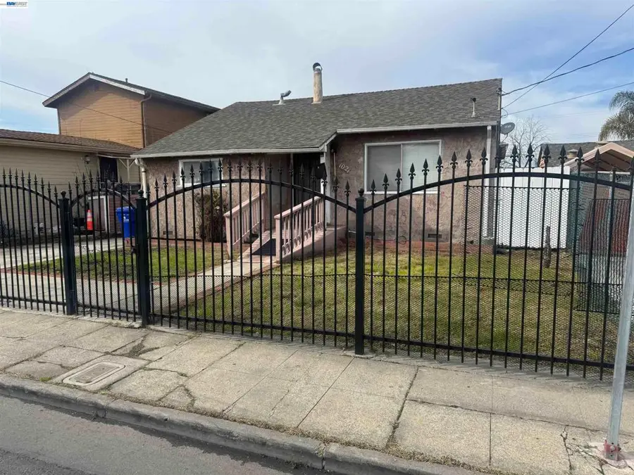 Address Withheld By Seller, Media, CA 93304 - #2