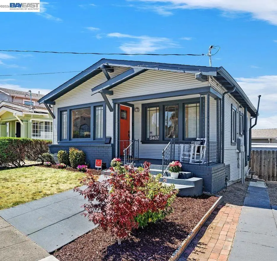5407 Roberts Ave, Oakland, CA 94619 - #1