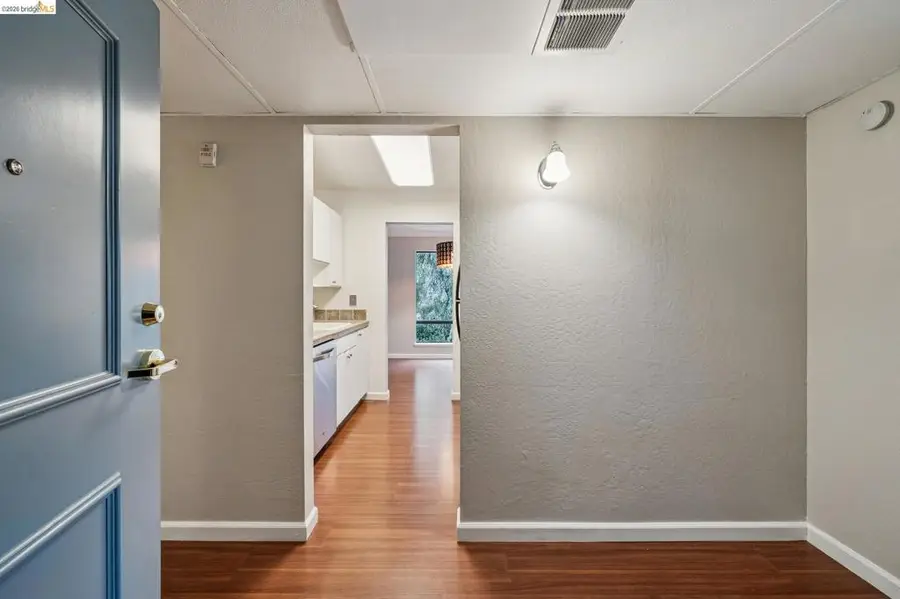 300 N Civic Dr #403, Walnut Creek, CA 94596 - #3