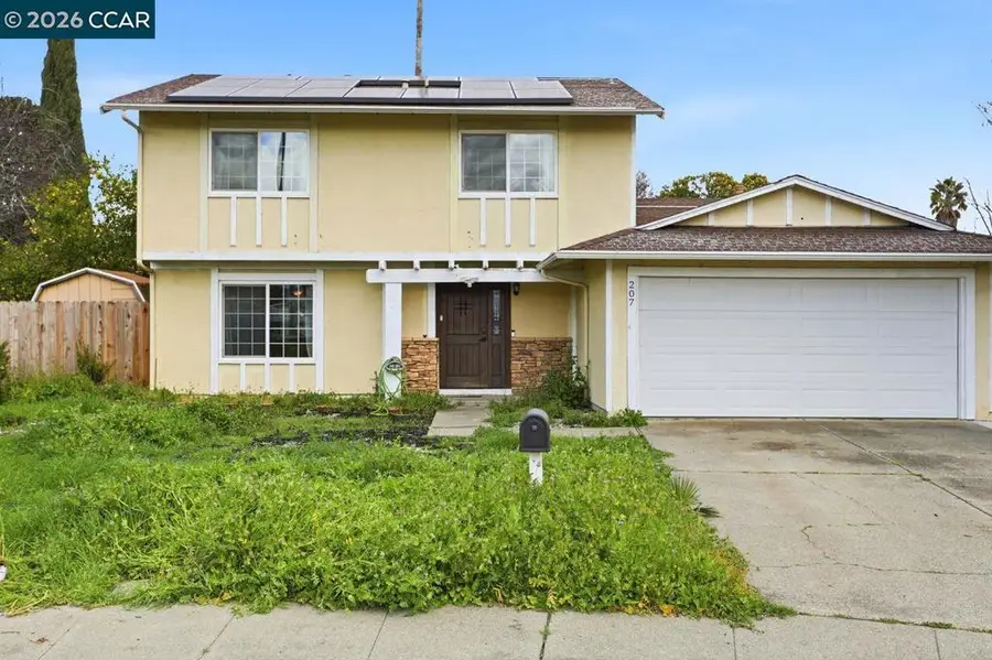 207 Arlington Way, Vacaville, CA 95687 - #2