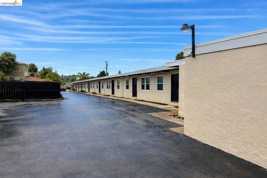 21447 Ocean View Dr, Hayward, CA 94541 - #2