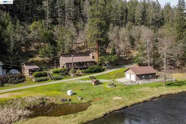 2393 Poker Bar Rd, Douglas City, CA 96024