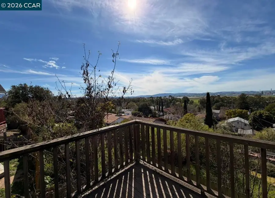 418 Highland Ct, Concord, CA 94520 - #2