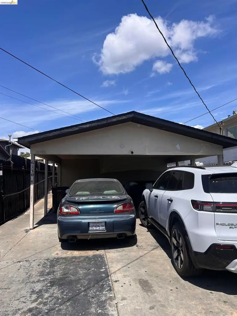 6230 Hayes St, Oakland, CA 94621 - #1