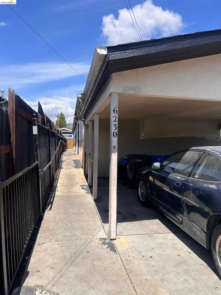 6230 Hayes St, Oakland, CA 94621 - #3
