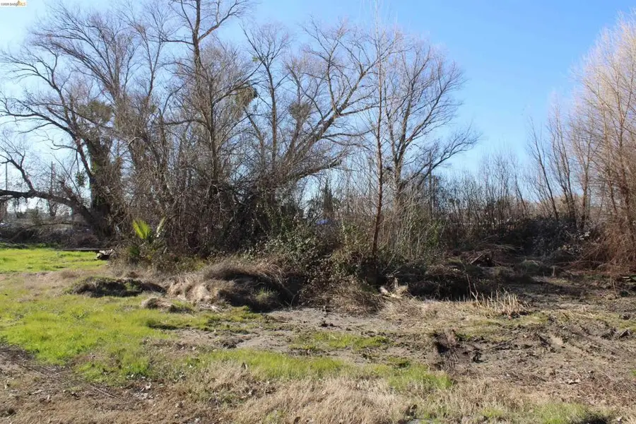 412 Park Ln, Bethel Island, CA 94511 - #3